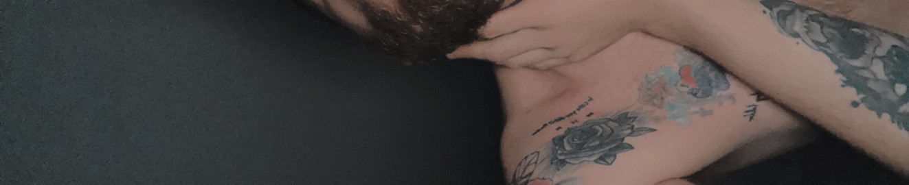 Thatgaykinkcouple
