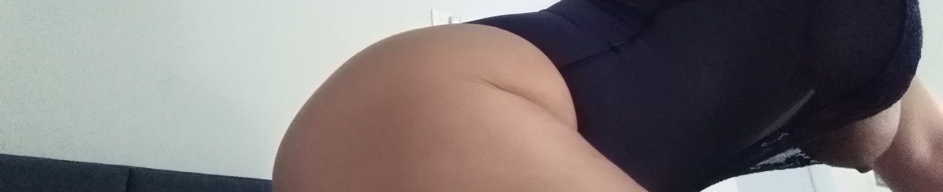 Mia Scarlett Super Milf