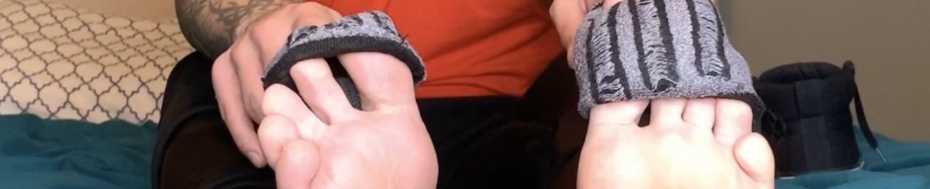 jasons_feet