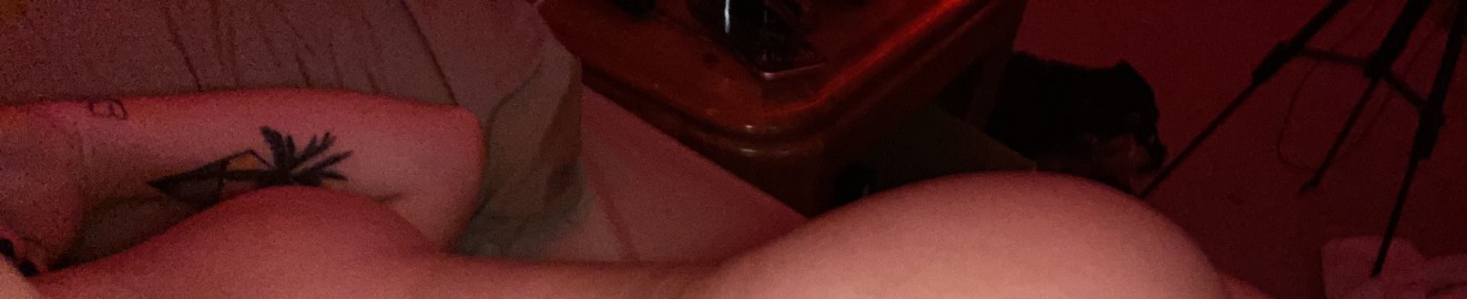 LustyBlondie