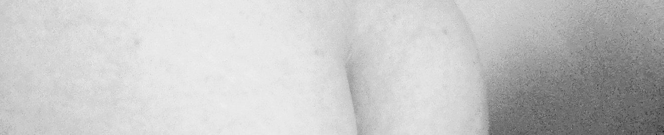 PetiteLittleWoman