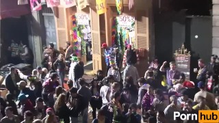 MARDI GRAS 2011 - Scene 9