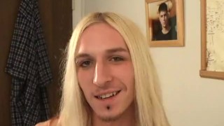 Showin Off - Scene 2