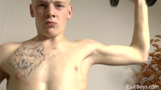 18 Boy - Solo Action