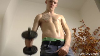 18 Boy - Solo Action