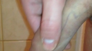 I'm peeing indoor - 6