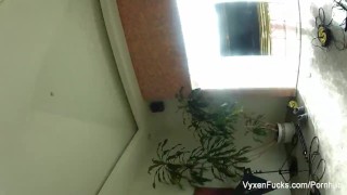 Behind the scenes fun with Vyxen Steel and Kota Skye