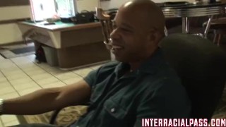 MILF Shannon gets her asshole STRETCHED wide open!