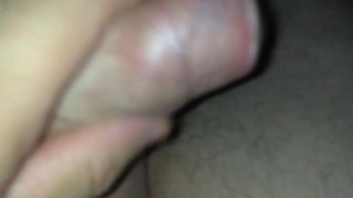 Guy quick wank and cums