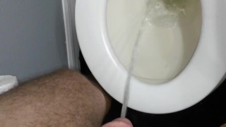 A quick video of me leaving some piss