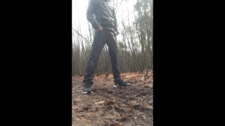 boy is again pissing in public