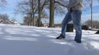 Public Pissing From Hot Young Guy - JohnnyIzFine