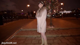 Naked city tour with Jeny Smith