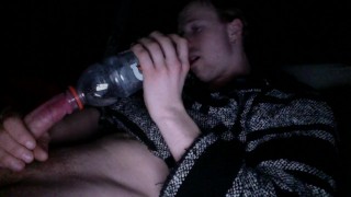 Fan Requested Vid: jerkin off in2 Gatorade bottle