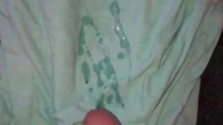 Me Masturbating and Cumming while recording myself