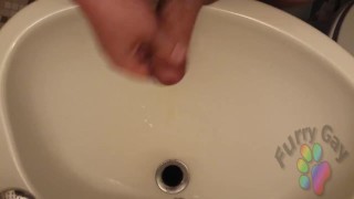 POV - Short Wank in bathroom