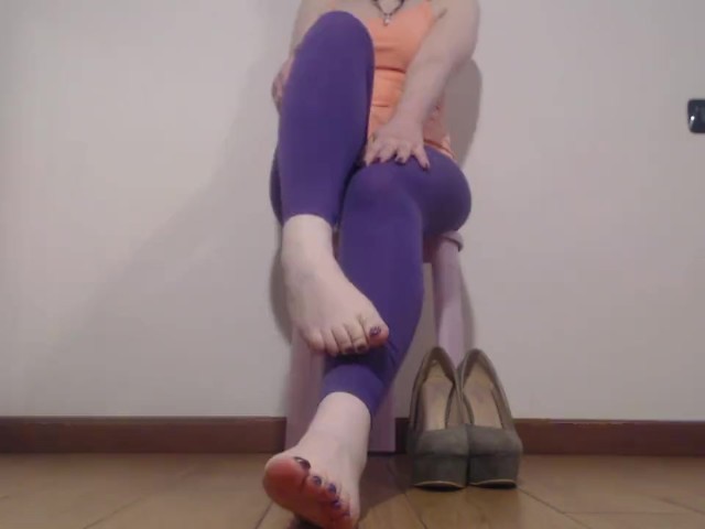 640px x 480px - Feet Fetish, High Heels, Leggings, Nails With Nail Polish - Free Porn Videos  - YouPorn