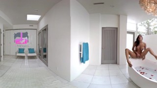 VR Bangers - [360°VR] Hot Brazilian Chick Rubbing her WET PUSSY in The Tub