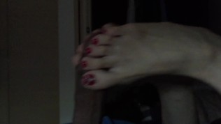 Japanese GF Toe Griped The Tip Footjob