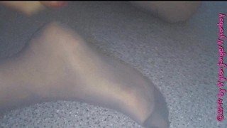 Cum on my Nylonfeet