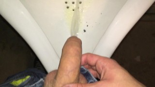 love to piss in urinals that smell so bad as this one
