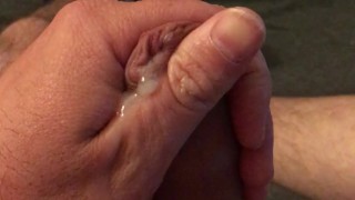 GIVING MY HOT AND TASTY JUICE AFTER A 2H EDGING SESSION