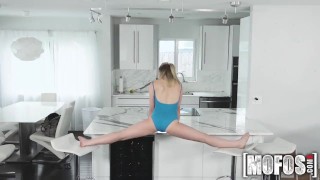 Mofos - Ballerina Gives Epic Blow Job