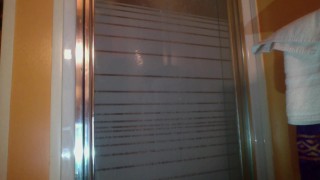 chattin on F4F(flirt 4 free) while in shower