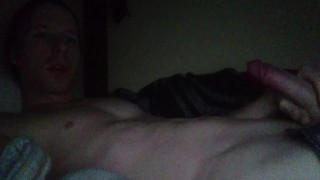 multi-bunkbed hostel room: quiet auto facial not to wake strangers