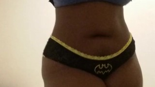 Big booty bouncing and twerking