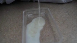 Mega load of sticky sperm