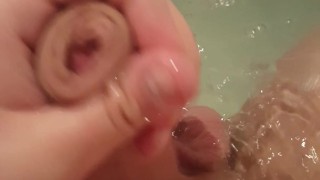 in der Wanne gekommen