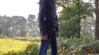 It's horny to piss in public - piss compilation