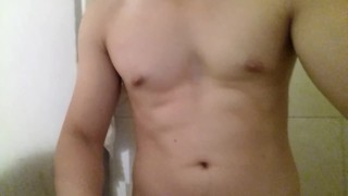 HOTTEST GUY ON EARTH JERKS OFF PT3