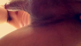 HOT MUSCULAR TEEN JERKS OFF BIG COCK