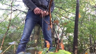 Do you like to watch peeing guys?