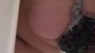 Bouncy horny body bathroom bbw
