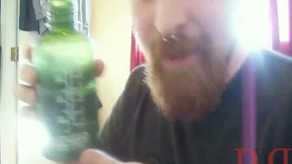 Thedudewhosadude chuggin piss
