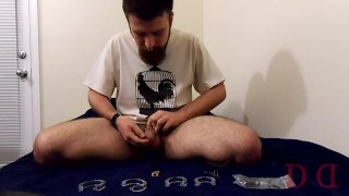 Thedudewhosadude demos a cock cage!
