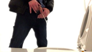 I know you find it horny seeing guys peeing - admit it