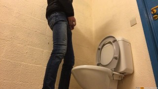 to bad there was no urinal