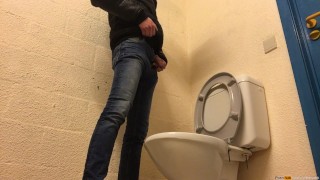 to bad there was no urinal