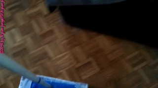 Floor mop in pantyhose ** Nylonfetish **