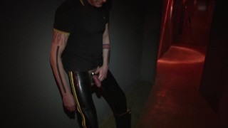 pissing in the corridor of Mineshaft-Berlin