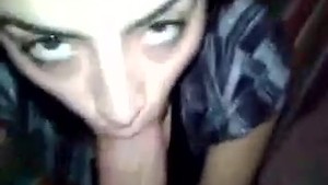 Il Pompino Di Lara - Vidéos Porno Gratuites - YouPorn