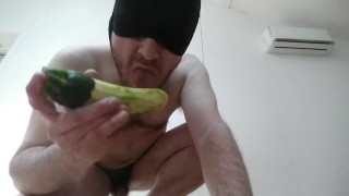 Straight guy ass fuck with zucchini then licks and eats it (courgette anal)