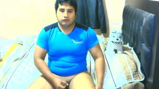 მასტურბირებს