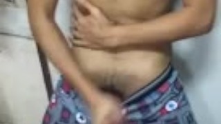 Malaysian Malay HandJob In Toilet