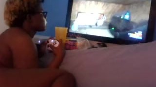 My controller is glitchy as well or god doesn't like me playing lol....