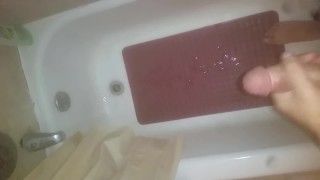 Cumshot Across Bathtub [LongDistance]